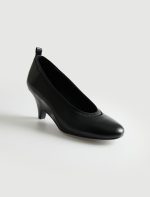 no 3065 / Joelia Pump