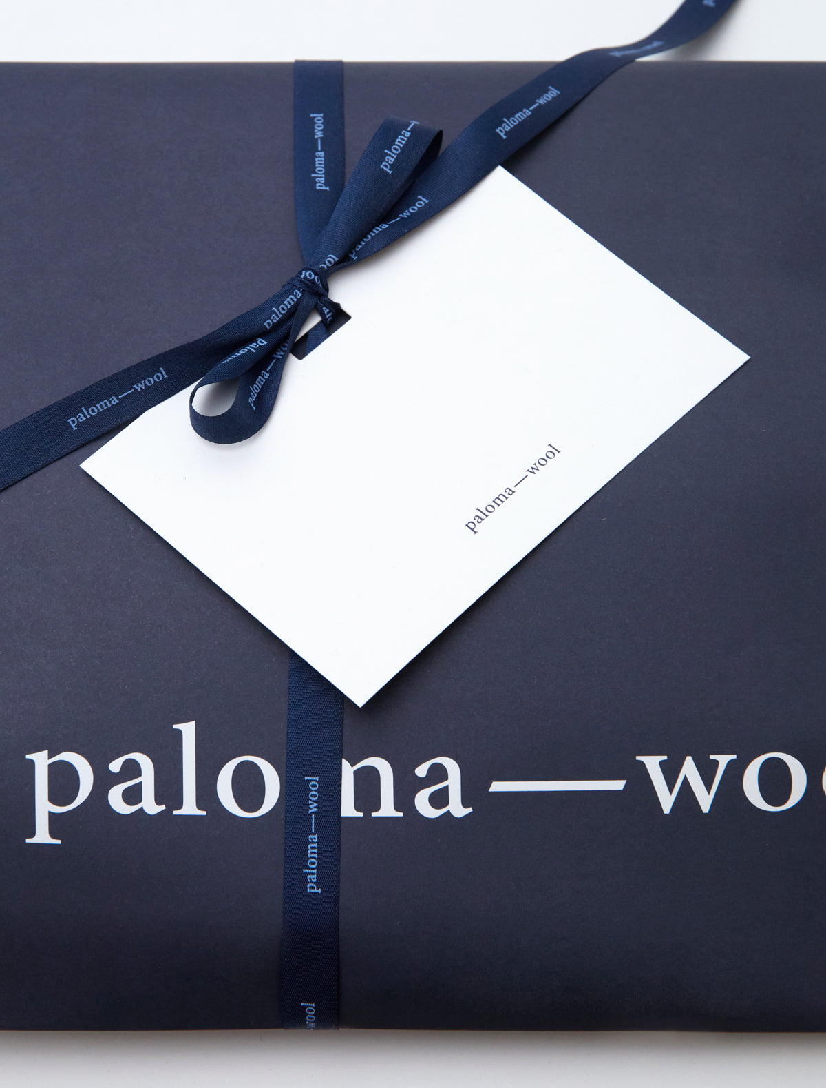 Medium Gift Wrapping - Image 2